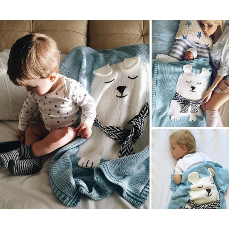 Chăn Dệt Kim Hình Gấu Bắc Cực Quấn Em Bé Sơ Sinh Ngủ Trên Bãi Biển