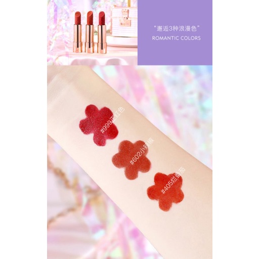 Set son 3 cây với thiết kế túi xách nhỏ nhắn, với 3 màu son mịn đẹp thời thượng.