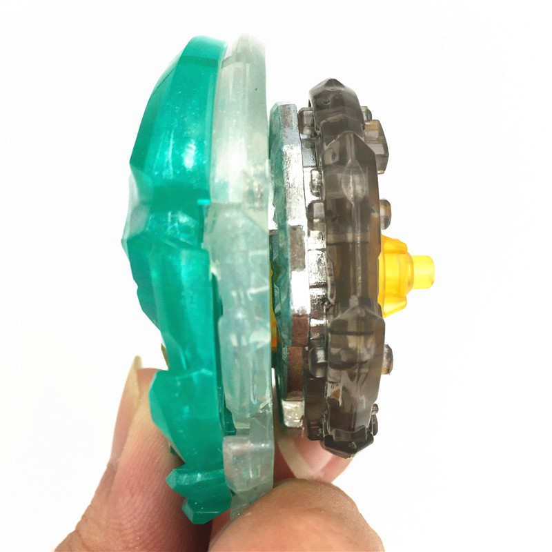 Con Quay Beyblade Burst B148 Kèm Bệ Phóng