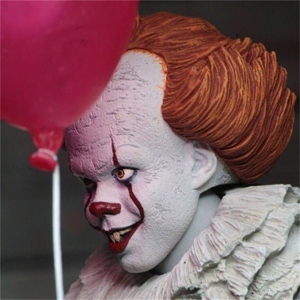 Phụ kiện trang trí hình chú hề Pennywise 18cm độc đáo