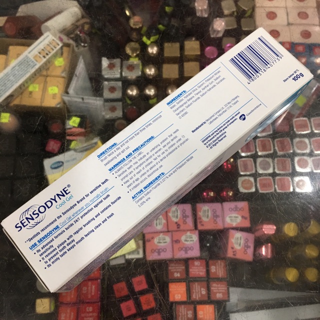 Kem đánh răng SENSODYNE Cool Gel mát lạnh – tuýp 100g