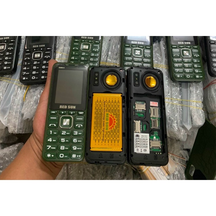 Điện Thoại 4 Sim SUN 6 Pin Khủng 18800mAh Có Thay Đổi Giọng Nói.