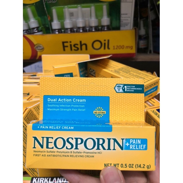 Kem mỡ bôi vết thương Neosporin triple antibiotic ointment loại 14.2g