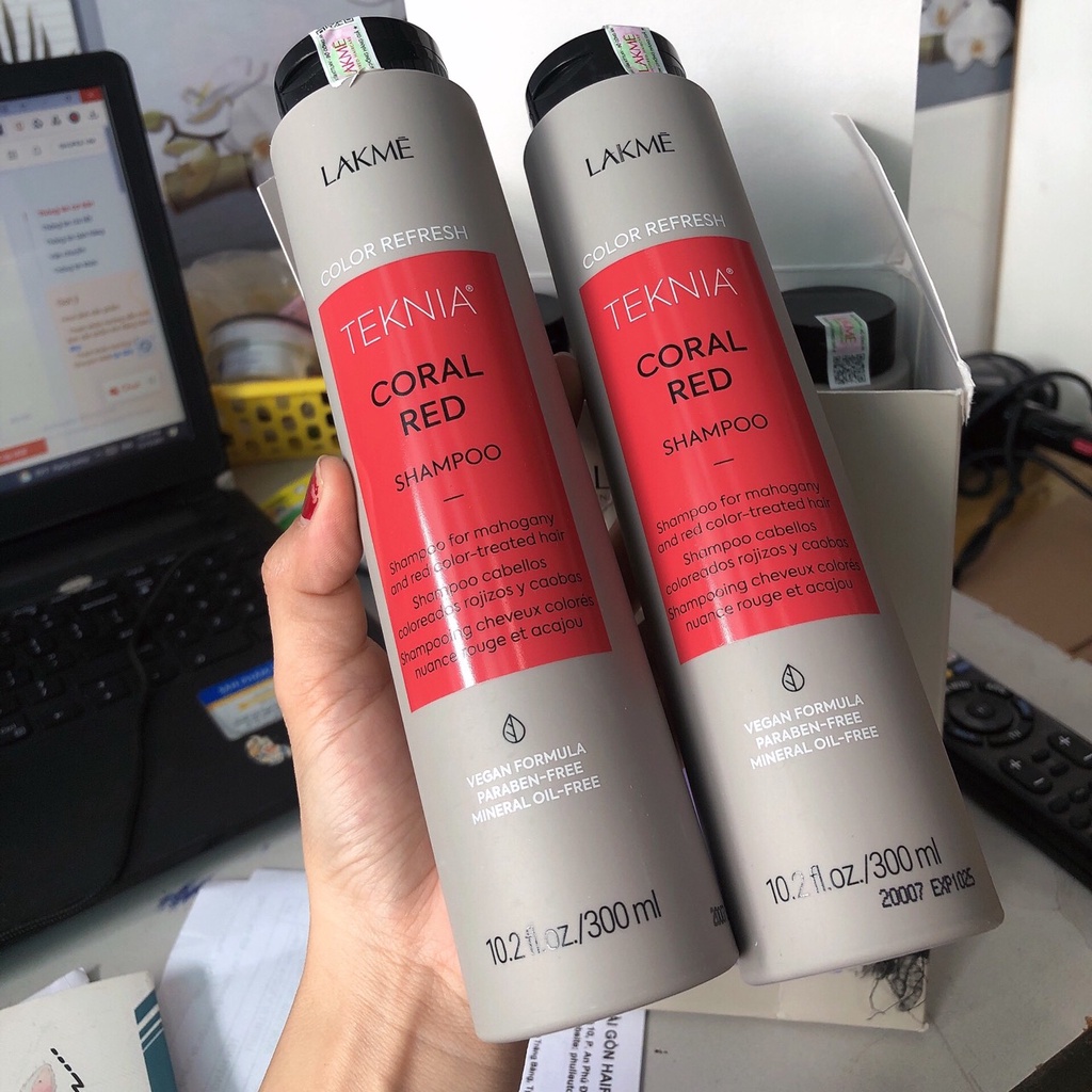 Dầu gội cho tóc nhuộm đỏ Lakme Teknia Ultra Red Shampoo Refresh 300ml