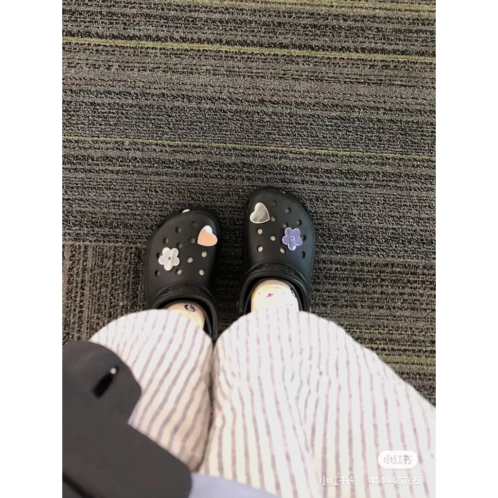 crocs Sticker shoes sticker for cross sandals☁️Hoa☁️Set 2 Phụ Kiện Trang Trí Giày DIY Hình Giày Búp Bê Dễ Thương