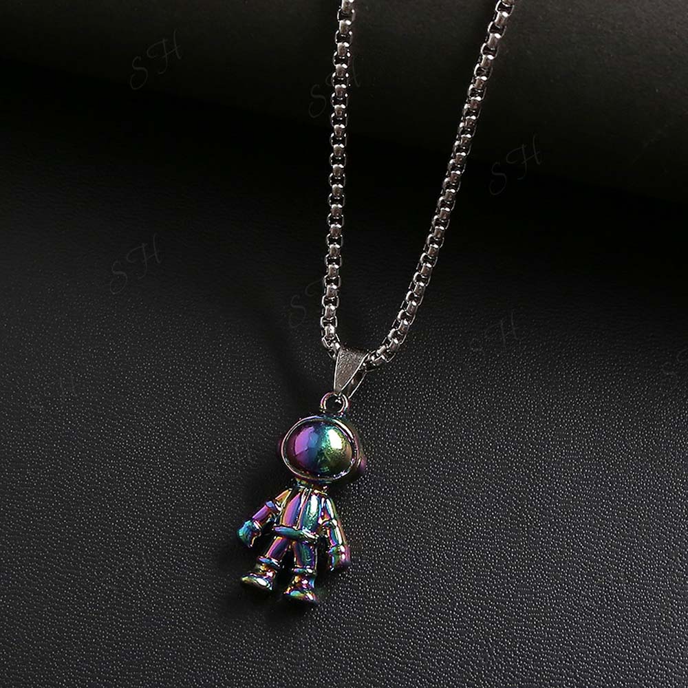 vòng cổ Mặt Kim Loại Hình Nhà Du Hành Vũ Trụ Độc Đáo