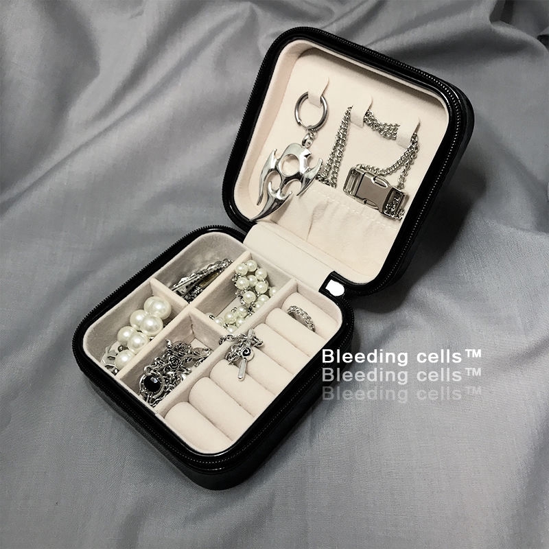 Hộp đựng trang sức tiện lợi chuyên dụng khi đi du lịch