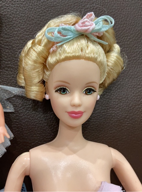 Búp bê barbie kelly múa ba lê