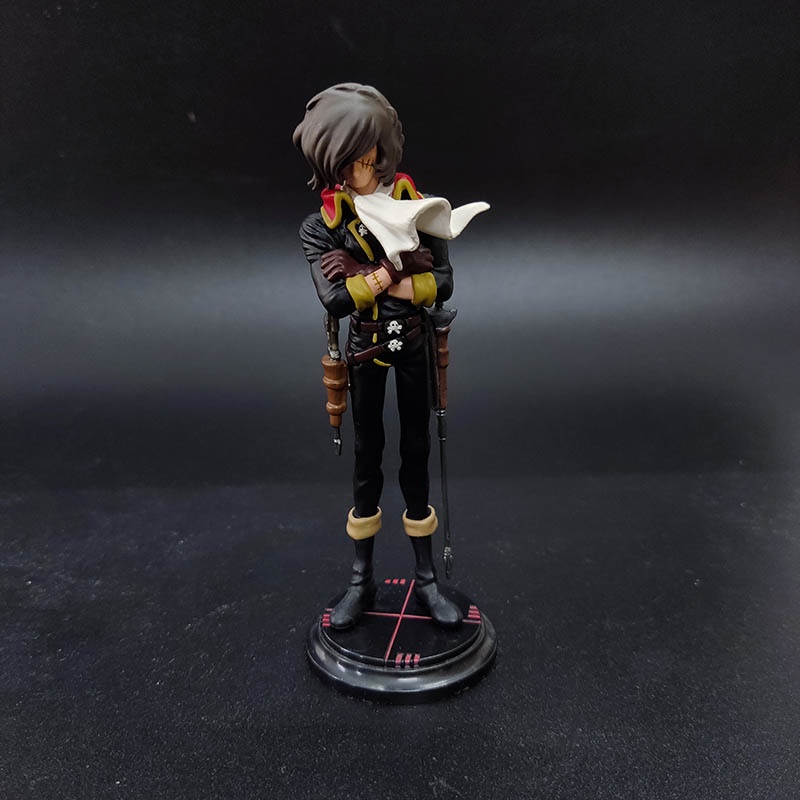 Mô hình chính hãng Konami Galaxy Express 999 195000Captain Harlock, Queen Emeraldas