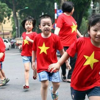 Áo Thun Nam Nữ Việt Nam