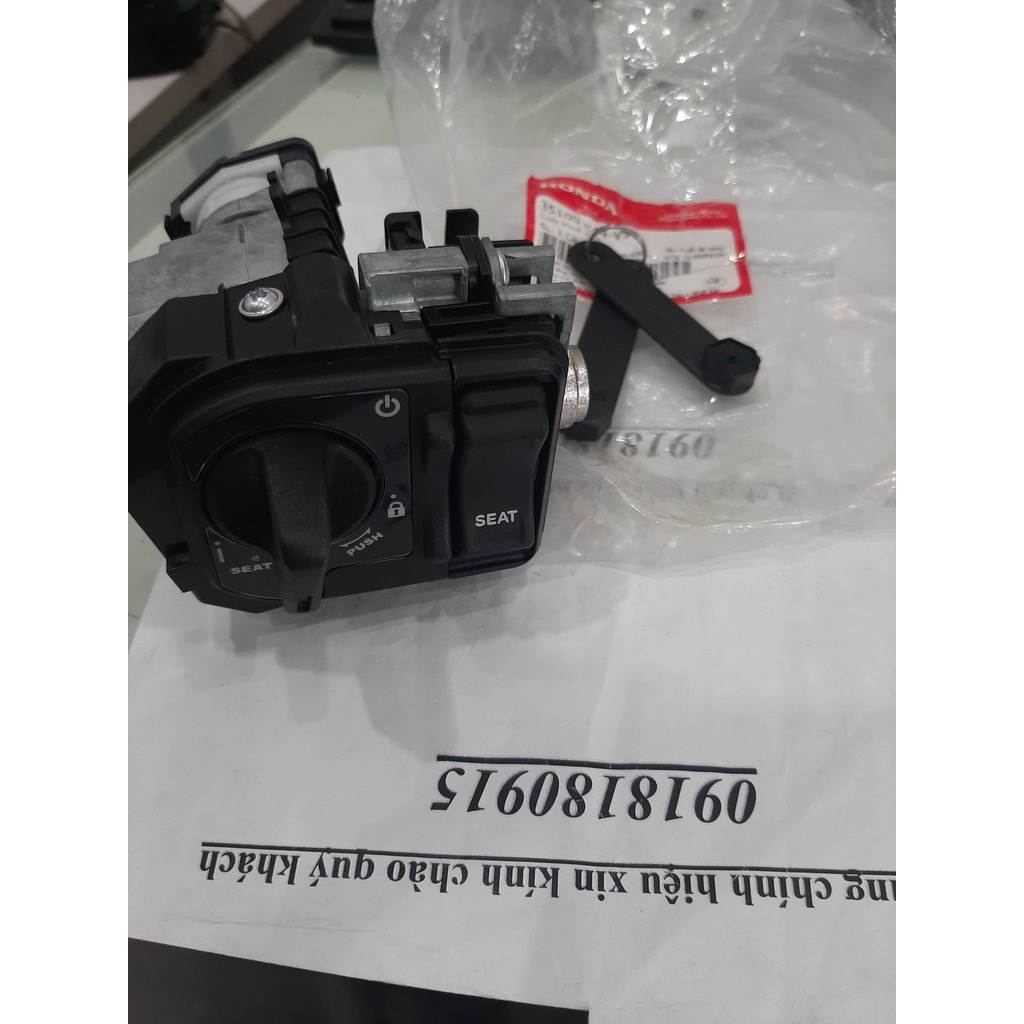 Cụm khoá điện Cụm khóa điều chỉnh bằng tay ab 125 lead 125 vision smartkey honda