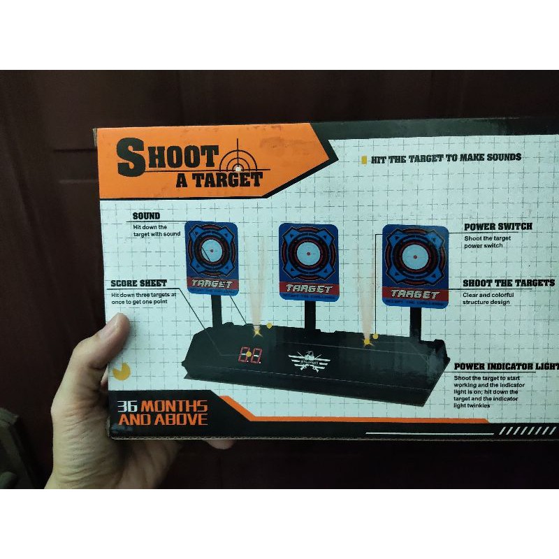 Mục tiêu tự động lật và tính điểm Shoot a Target