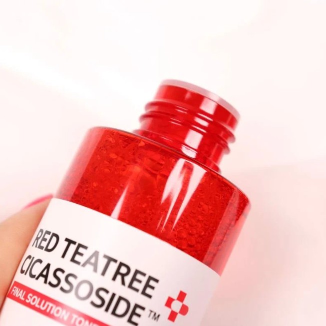 Nước Hoa Hồng Chiết Xuất Tràm Trà Đỏ Some By Mi Red Tea Tree Cicassoside Derma Solution Toner 150ml