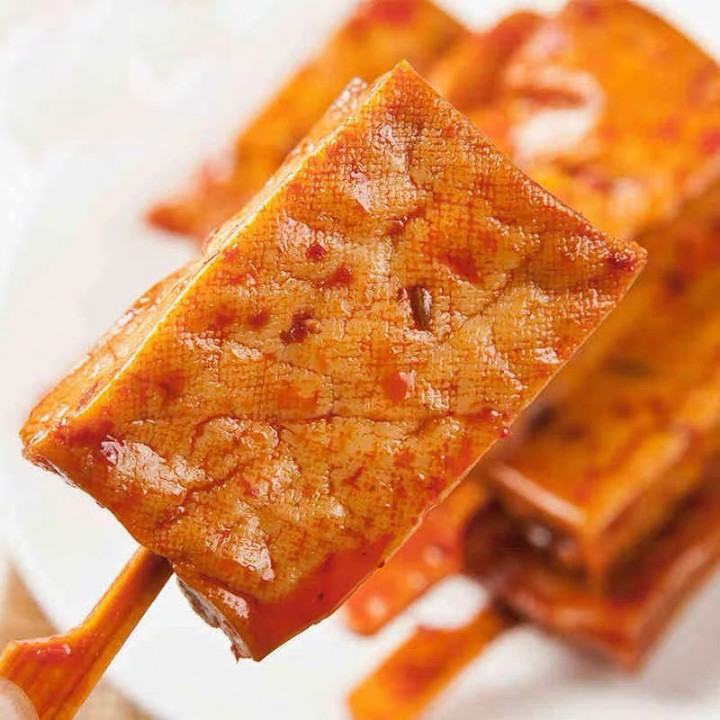 ĐẬU HŨ XIÊN QUE SỐT CAY Kiều Đại Nương Đặc sản Hồ Nam ( hàng có sẵn) | BigBuy360 - bigbuy360.vn