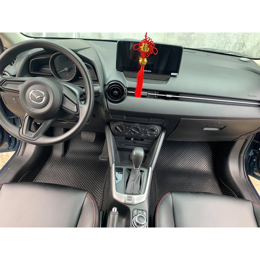 Thảm Lót Sàn Ô Tô KATA Cao Cấp Cho Xe Mazda 2  - Không mùi, Không ẩm mốc, Dễ dàng vệ sinh