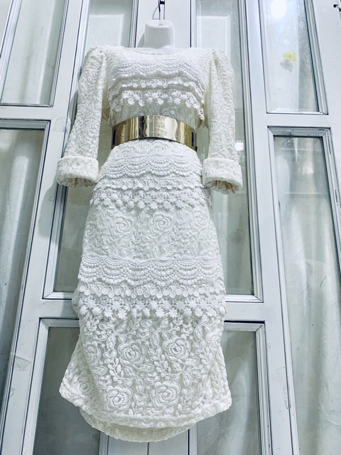 Đầm ren body