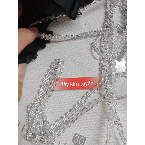 Ren trang trí vay áo loại đẹp
