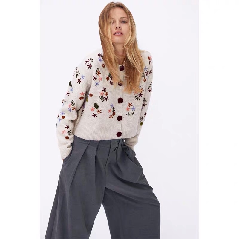 Áo khoác len thêu hoa Zara xuất dư