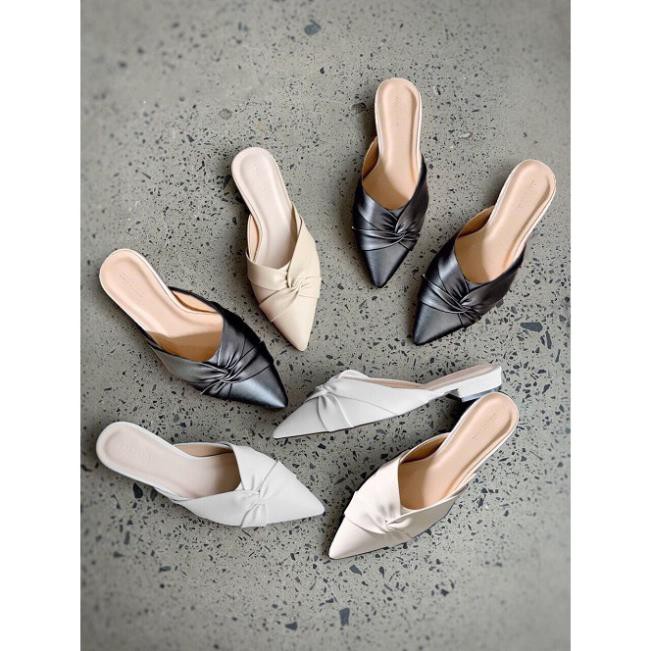 Sục nữ, giày nữ mũi nhọn da mềm kiểu xoắn chéo - A7 | BigBuy360 - bigbuy360.vn