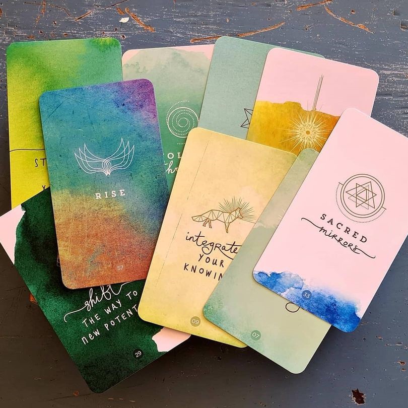 Bài Sacred Creators Oracle