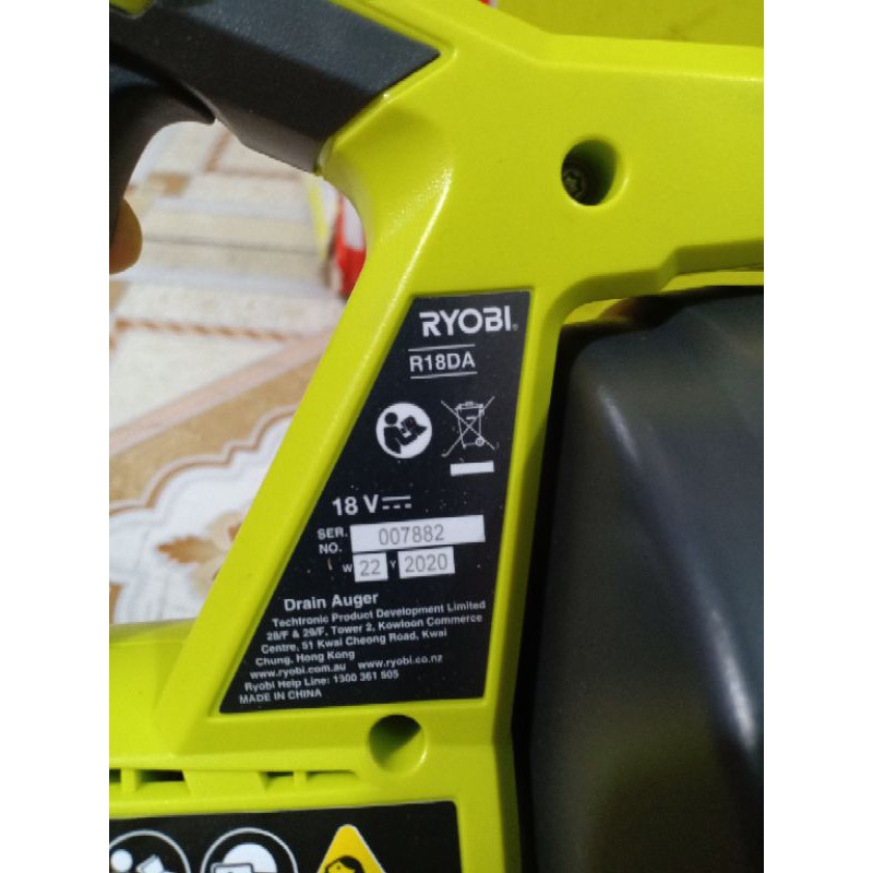 Máy thông cống RYOBY 18V