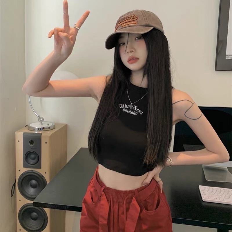 Áo ba lỗ thêu chữ