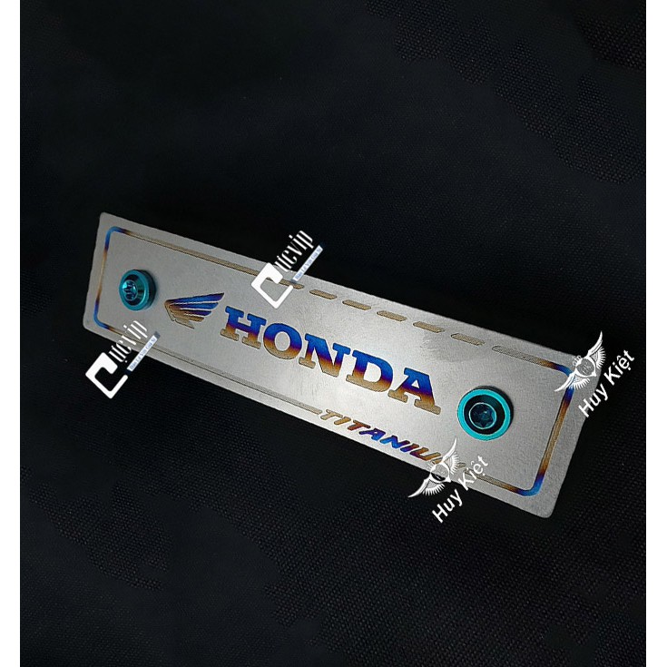Bảng Tên Honda Titan Khò Kèm 2 Ốc Titan Thật GR5