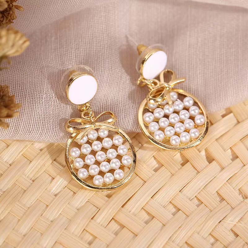 Bông Tai Mạ Bạc 925 Hình Nơ Đính Ngọc Trai Xinh Xắn