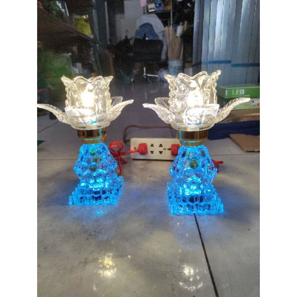 1 cặp Đèn bàn thờ pha lê đổi màu cao 20cm,đèn bàn thờ phật,gia tiên
