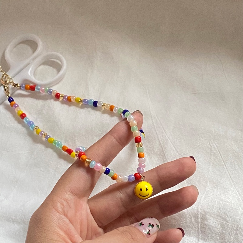 Vòng cổ chocker hạt kê đầy màu sắc