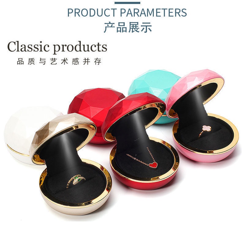 Hộp Đựng Nhẫn Hình Tròn Viền Vàng Có Đèn LED Độc Đáo