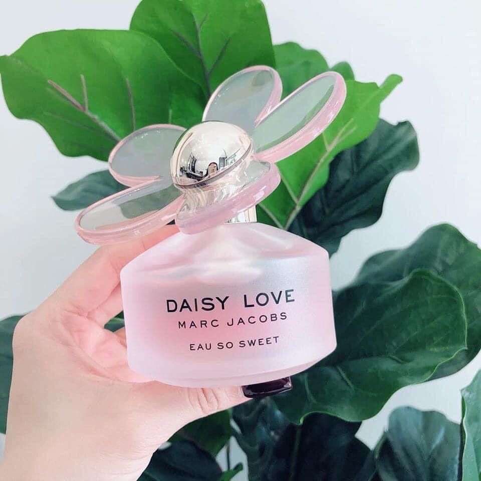 Nước hoa ngọt ngào, nữ tính Daisy Love Eau so Sweet EDT - 5𝘮𝘭/10𝘮𝘭
