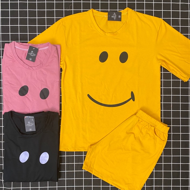 [Mã WASKT410K giảm 10K đơn 50K] Đồ bộ mặc nhà quần đùi áo in mặt cười dễ thương | BigBuy360 - bigbuy360.vn