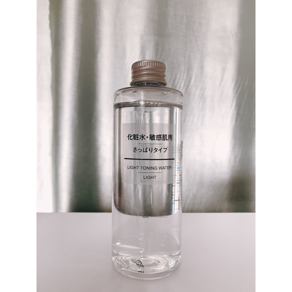 Toner Nước Hoa Hồng Muji Light Toning Water Light - Moisture (200ml) Nhật Bản