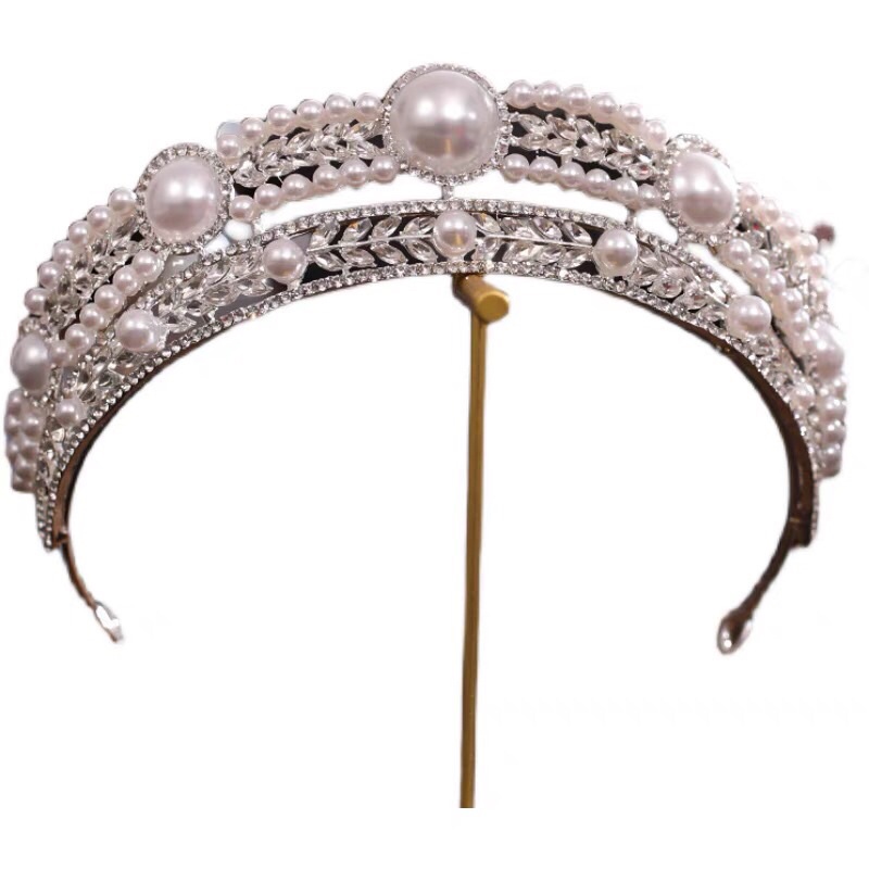 Vương Miện Đính Đá Và Hạt Trai Sang Trọng Cho Cô Dâu