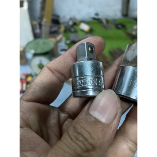 Đầu chuyển khẩu Bulong.