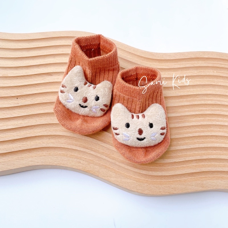 Tất vớ hình thú bông đáng yêu cho bé