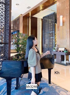 Áo tay bồng kẻ