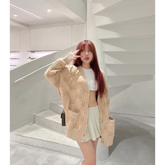 LOCAL BRAND REE - ÁO CARDIGAN LEN DIAMOND MONOGRAM MÀU BE
