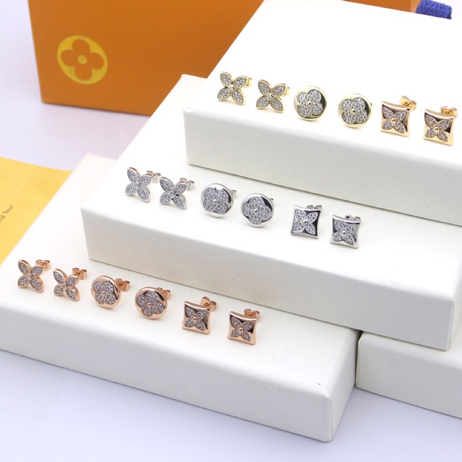 Bông Tai Chữ V Đính Đá Thời Trang 18K