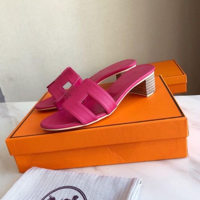 VIP dép HM đế gỗ cao 5p, da sần ,đế dập logo, nét căng