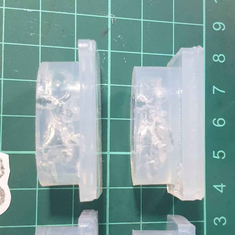 Khuôn charm trang trí hình ông thần tài