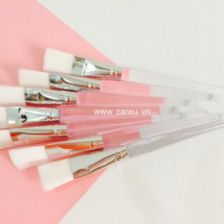 Cọ ( chổi ) quét mặt nạ