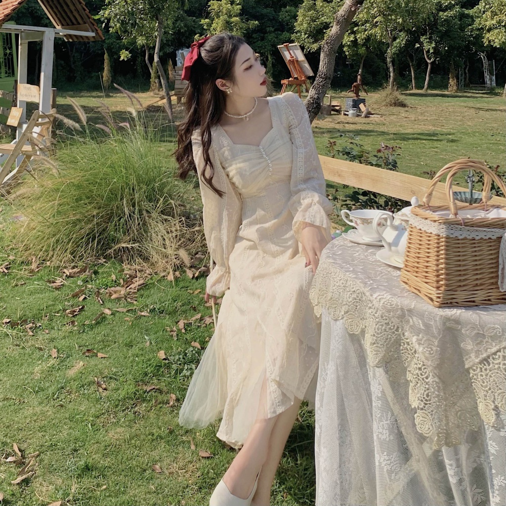 Đầm chiffon màu trắng kiểu dáng trẻ trung thanh lịch dành cho nữ