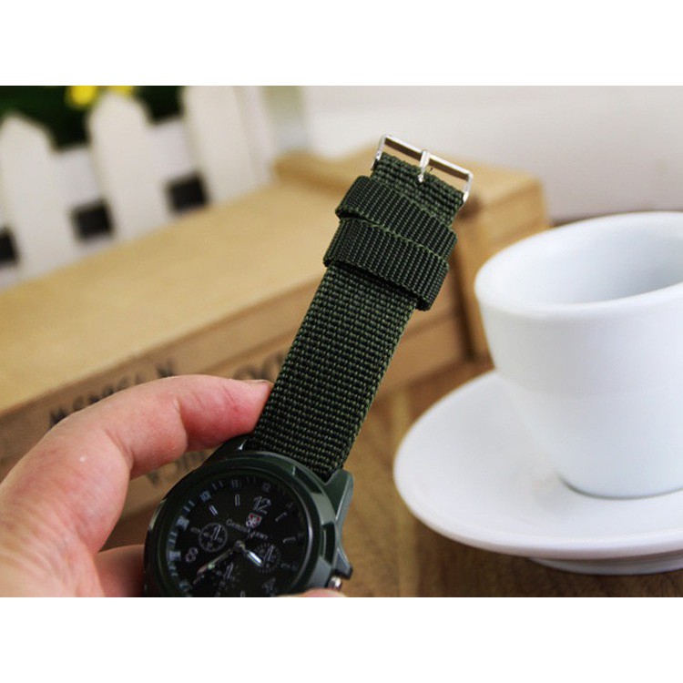 Đồng hồ nam Dotime đeo tay thời trang mặt tròn dây dù trẻ trung ZO72 | BigBuy360 - bigbuy360.vn