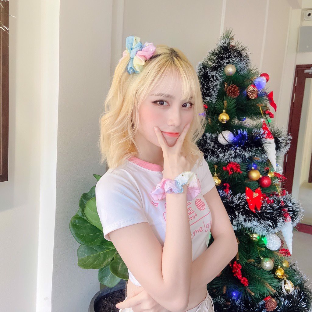 Dây buộc tóc scrunchies Galaxy dễ thương CT113