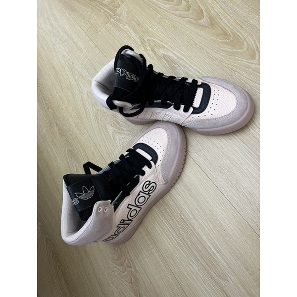 Giày Adidas bốt size 38 thanh lý