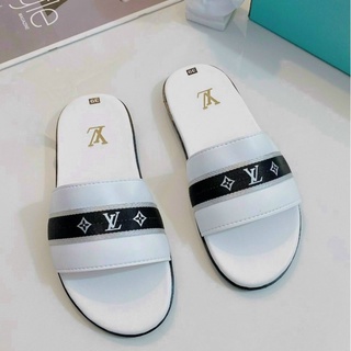 Dép LV Nam Họa Tiết Vân Chìm Màu Trắng Cực Cao Cấp - Dép Lê Nam Thời Trang Hottrend 2022