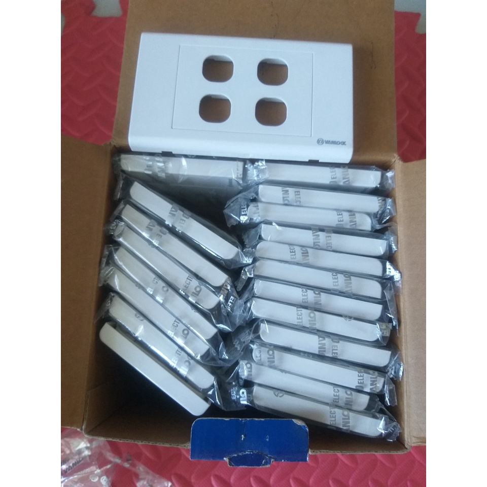 MẶT CHE CÔNG TẮC 4 LỖ SINO