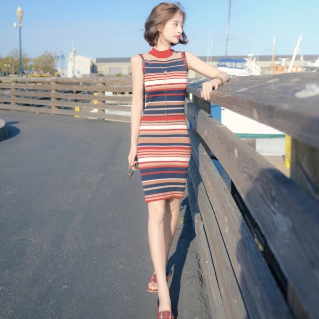 Váy len body